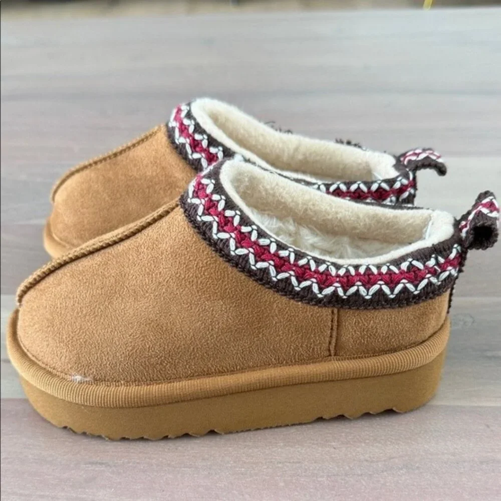 Falls Creek Toddler Brown Suede Shoes with Red Trim - Size 8 - Ugg style